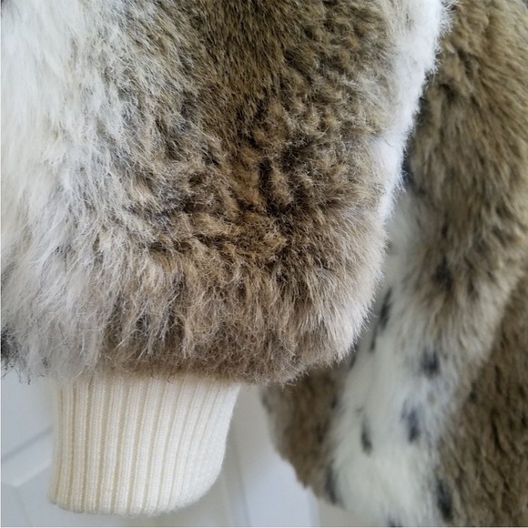 Warm Vintage Leopard Faux Fur Coat! - Picture 3 of 8